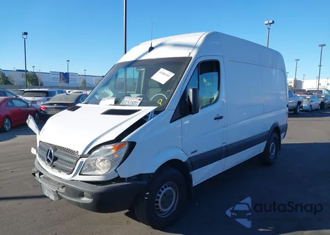 2011 Mercedes-Benz Sprinter 2500 Normal Roof из США, поврежденный, VIN WD3PE7CC5B5585446
